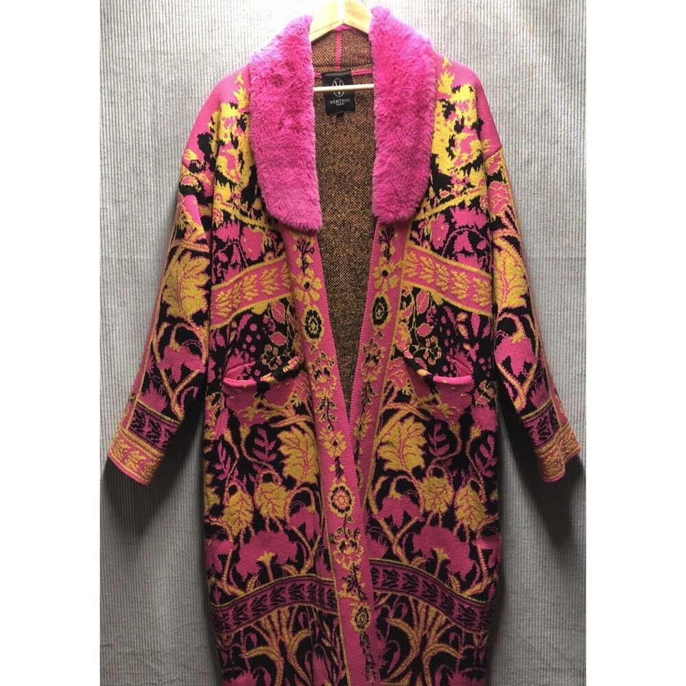 Vertigo Cardigan Sweater Size M Faux Fur Collar Pink Bright Pockets